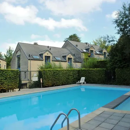 Modern With Combi Microwave Close To Appartement